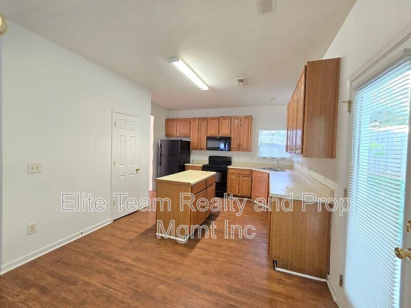 4021 Fifendrum Lane - Photo 4 of 25