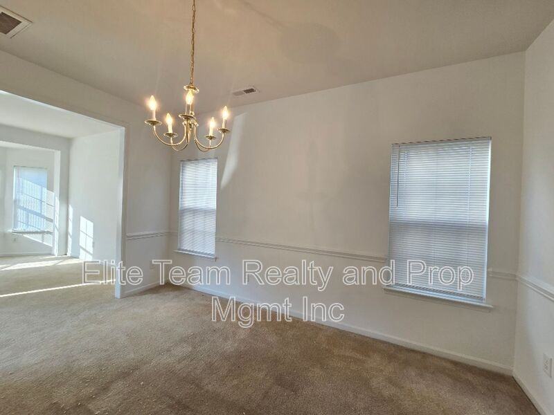 4021 Fifendrum Lane - Photo 7 of 25