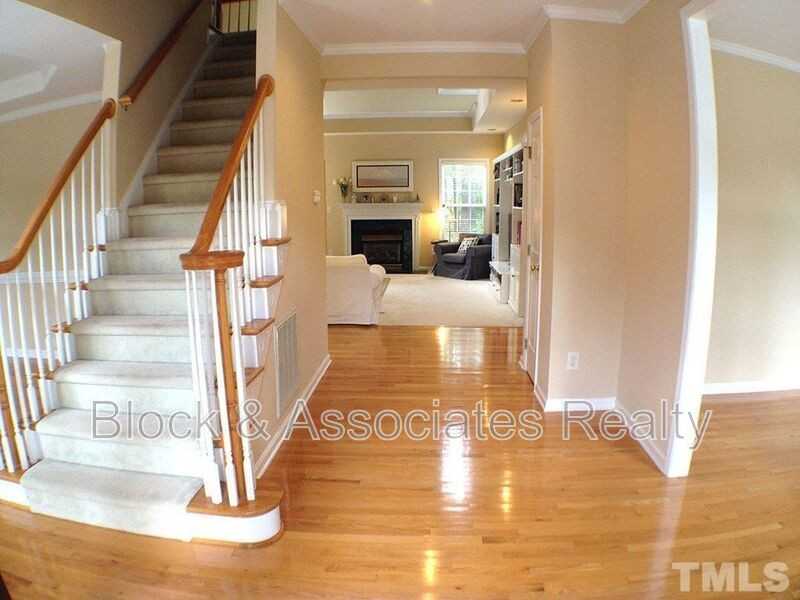 202 Sterling Ridge Way - Photo 3 of 24