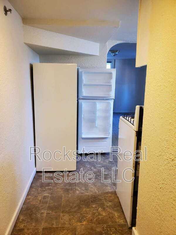 814 S Lincoln St - Photo 2 of 13