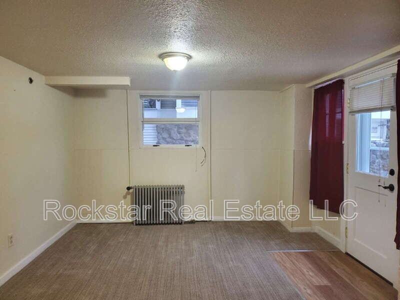 814 S Lincoln St - Photo 7 of 12