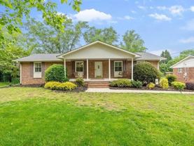 703 Edwards Rd - Photo 1 of 1