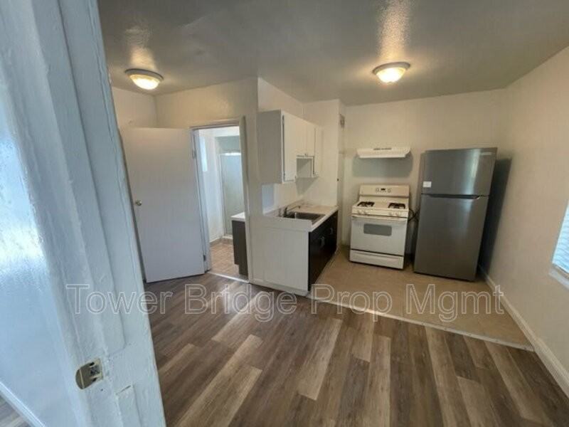 6004 Martin Luther King Jr Blvd #6 - Photo 7 of 12