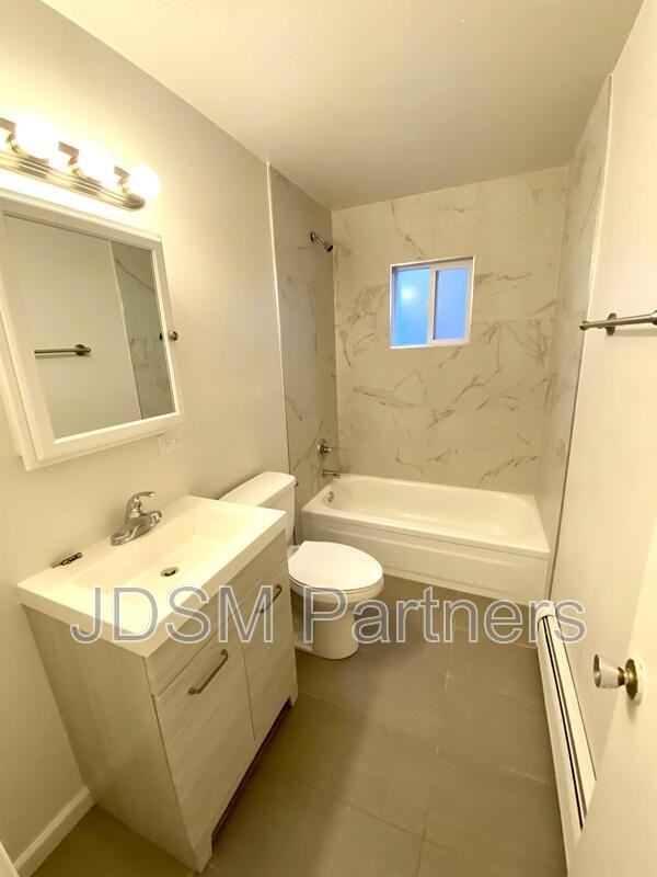 1415 Pearl Street #104 - Photo 3 of 11