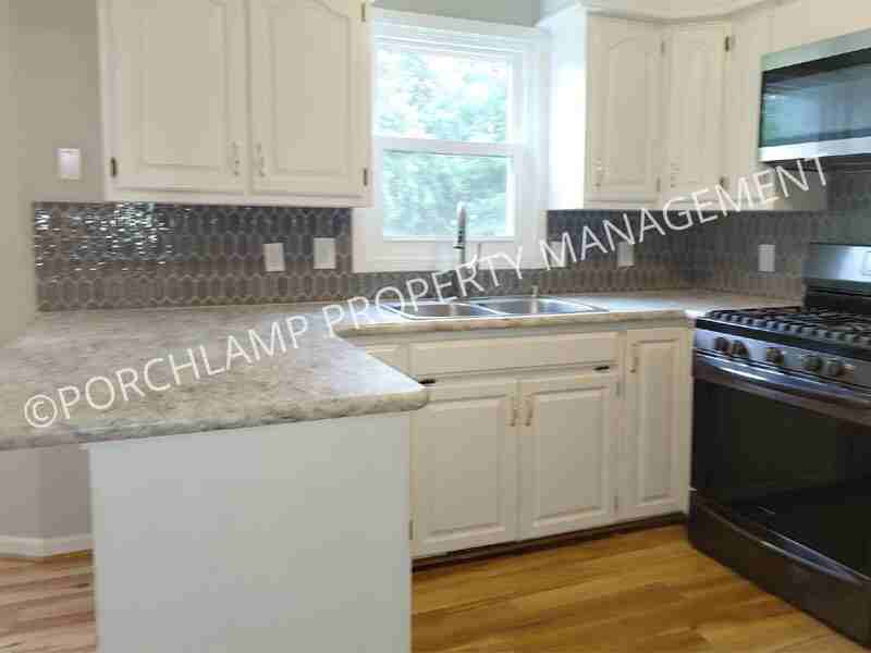 3045 Chaminade Ct Sw - Photo 3 of 25