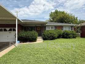 10611 E 4th Pl - Photo 1 of 1