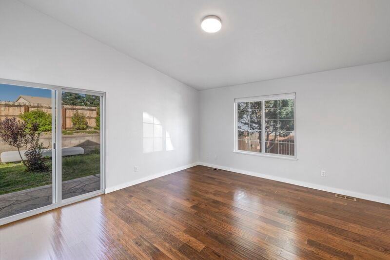 626 Rolling Rock Pt - Photo 7 of 34