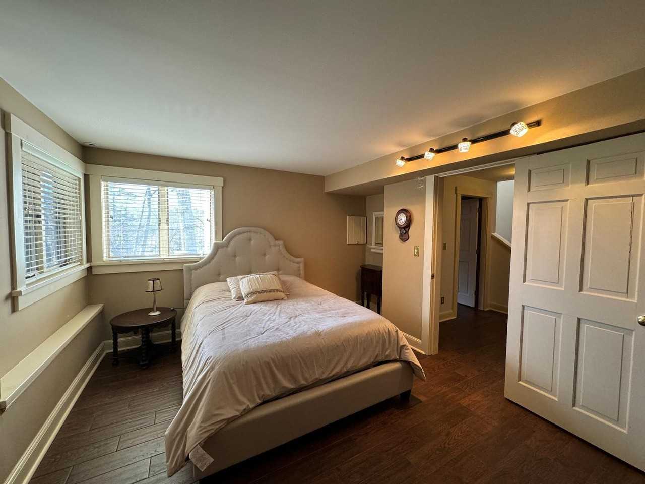 315 Bay View St - Photo 6 of 50