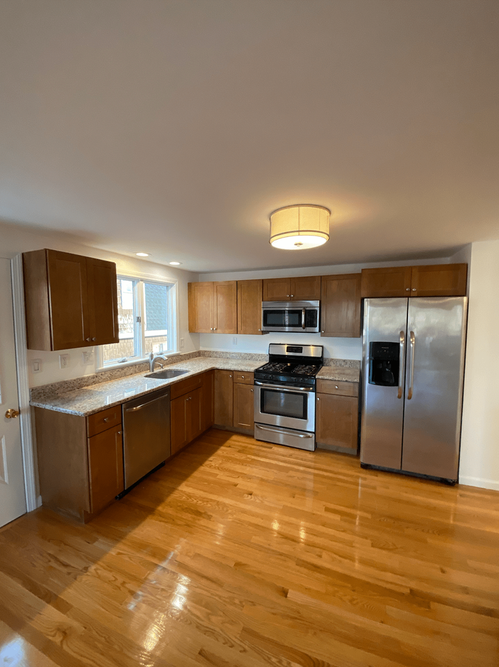 36 Sears St #4 - Photo 4 of 25