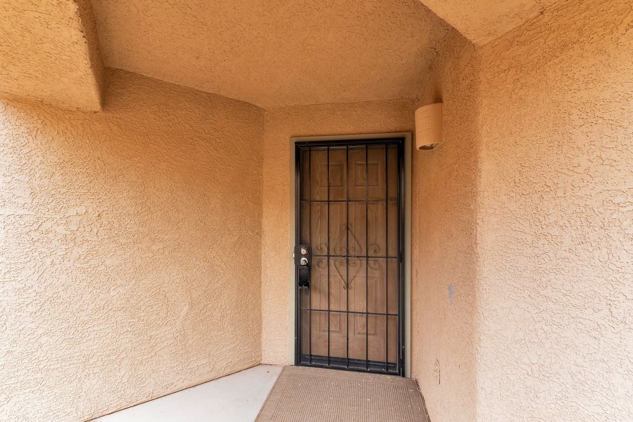4003 E Stony Meadow Dr - Photo 3 of 25