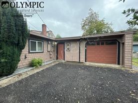 715 14Th Ave Se - Photo 1 of 1