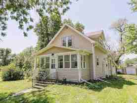 216 1st St Se - Photo 1 of 1