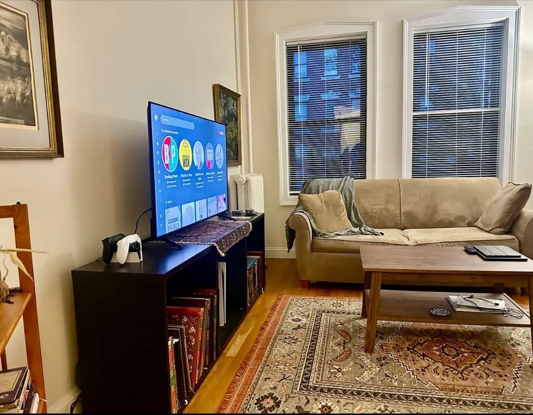 4 Park Vale Ave #2 - Photo 2 of 10