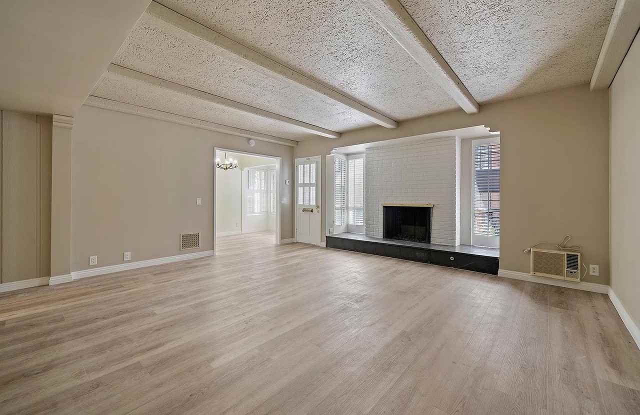 1237 S Beverly Glen Blvd #1237 - Photo 2 of 24