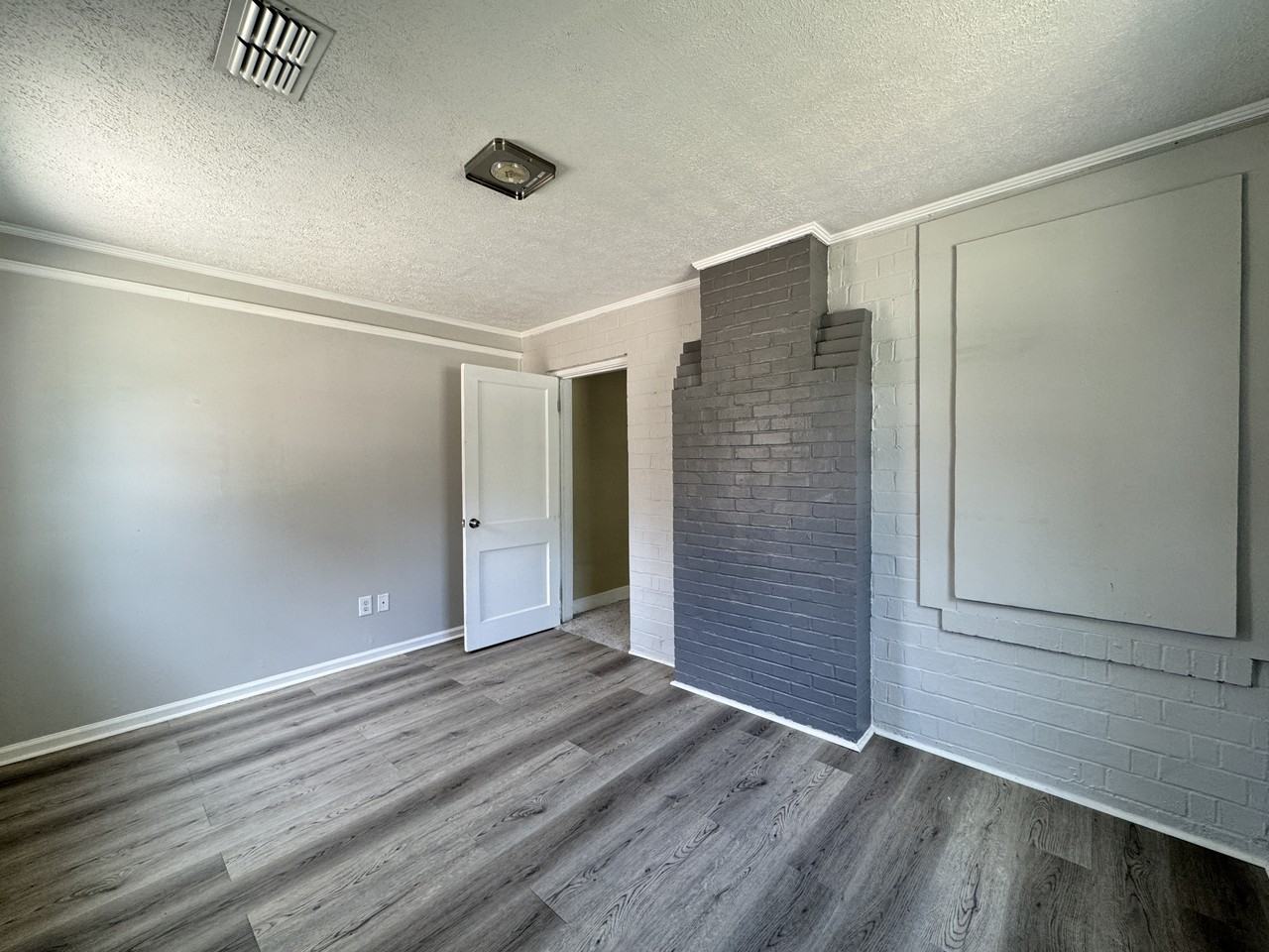 1704 15th Ave - Photo 5 of 14