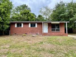 featured image of 1524 Hagan Dr