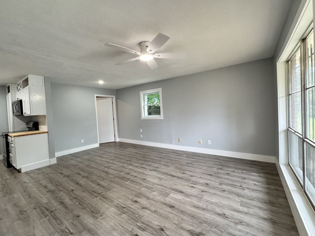 1524 Hagan Dr - Photo 2 of 16