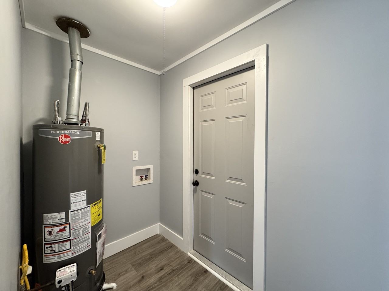 1524 Hagan Dr - Photo 5 of 16