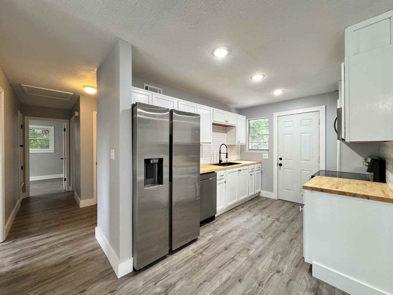 1524 Hagan Dr - Photo 6 of 16