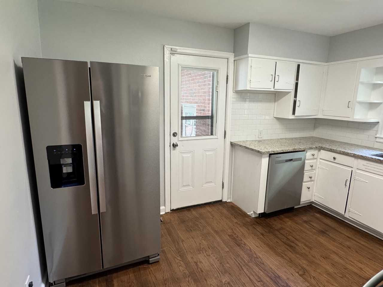 1802 48th St - Photo 5 of 16