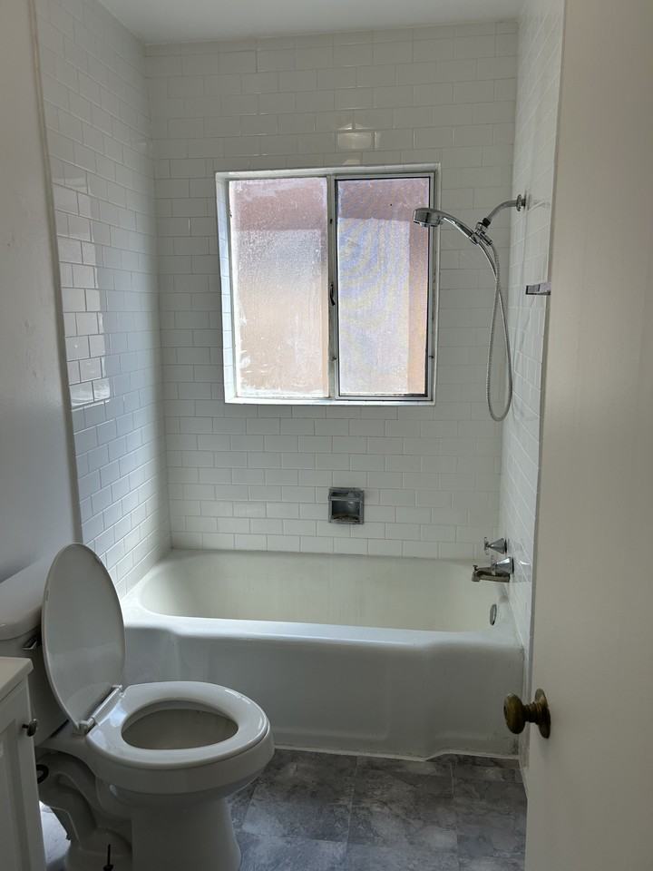 1114 Silver Ave Sw - Photo 5 of 48