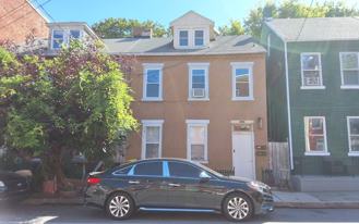 343 S Prince St - Photo 1 of 1