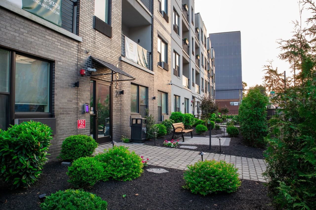 Fairmount Square - Photo 4 of 32