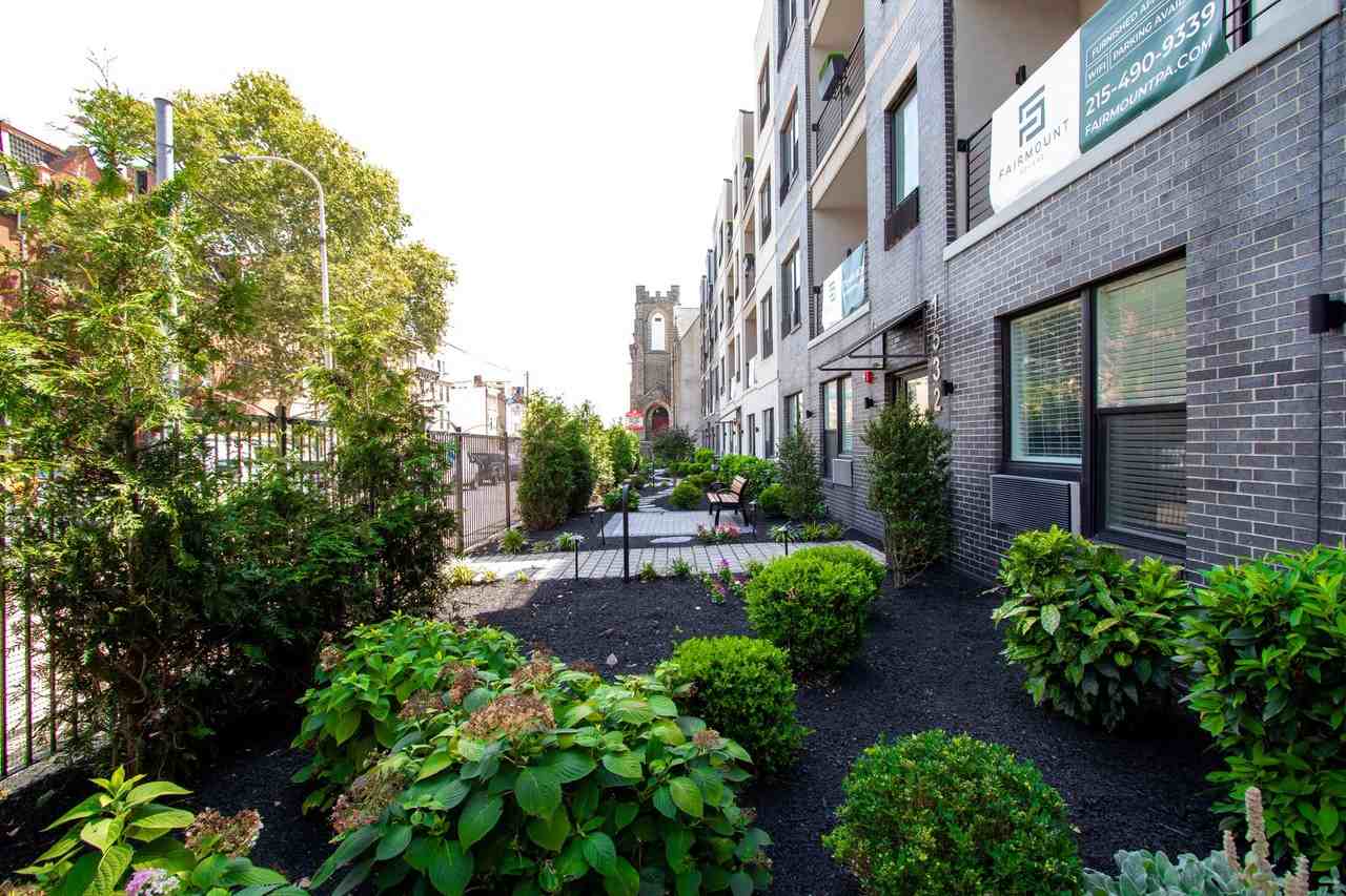 Fairmount Square - Photo 5 of 32