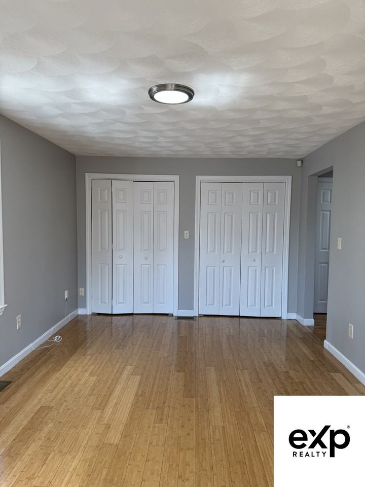 21 Blakeville St #1 - Photo 3 of 26