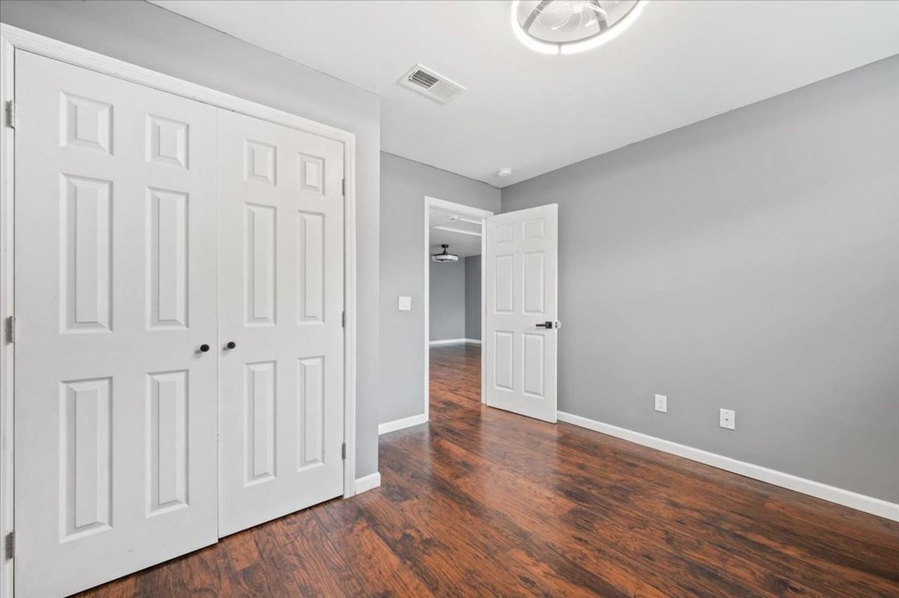 2120 Krenson St - Photo 7 of 25