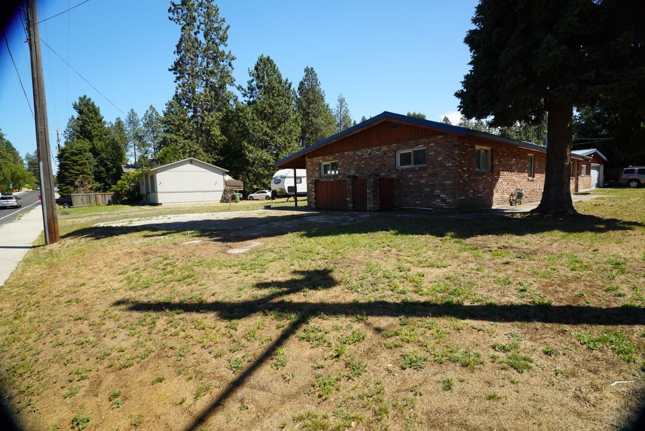 4204 E 37th Ave #NA - Photo 3 of 15