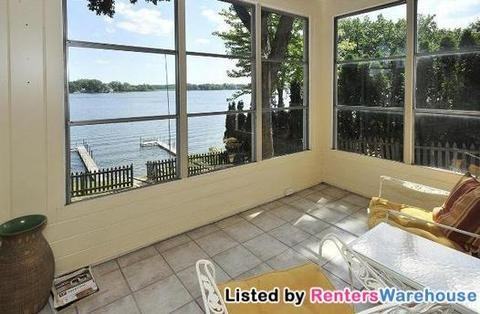 4729 Island View Dr - Photo 3 of 7