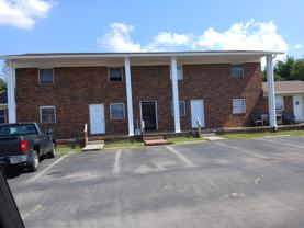 410 Manor Dr - Photo 1 of 1