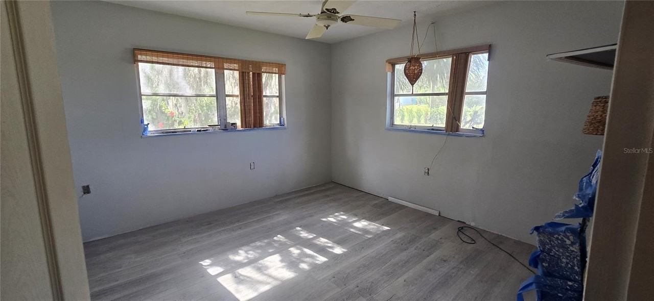 5604 Essex Way - Photo 7 of 17