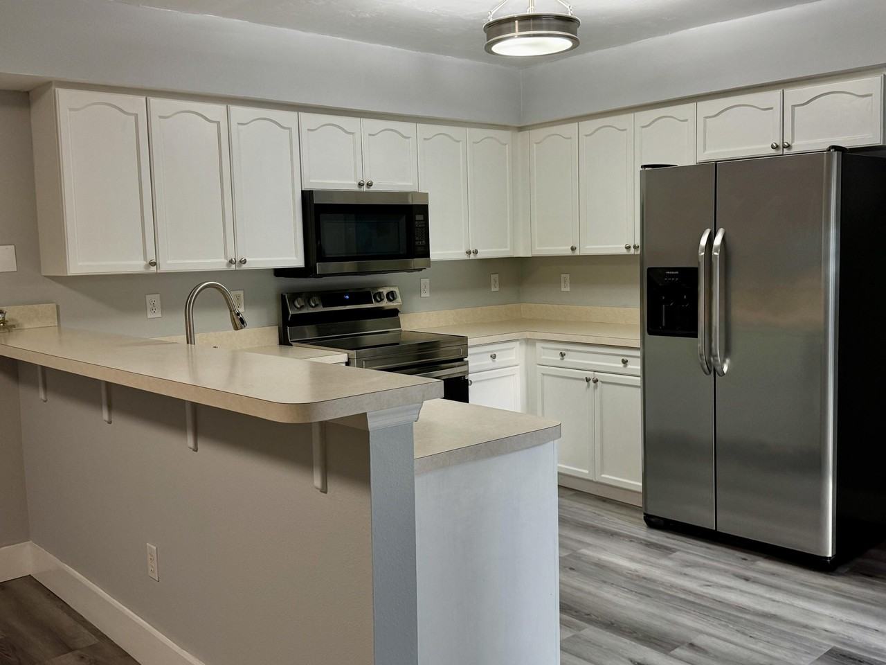 2216 White Pine Cir #D - Photo 6 of 29