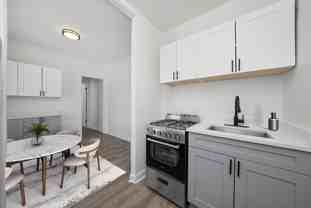 The Onyx on North Shore - Photo 1 of 1