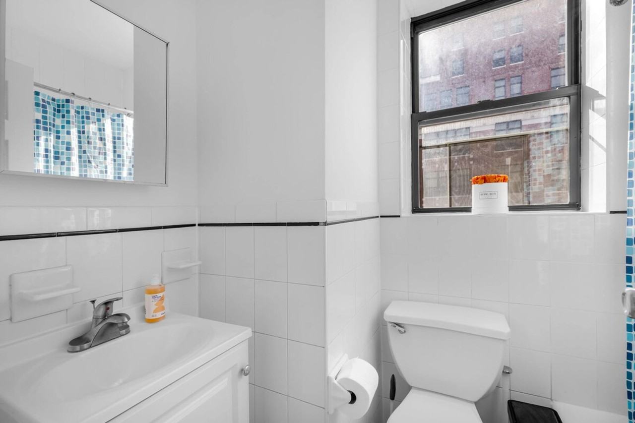 308 E 118th St #1285574P - Photo 6 of 6