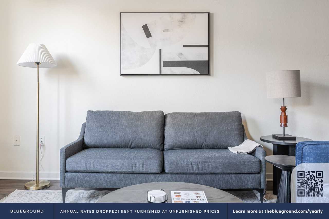 34 Union Sq #1903 - Photo 4 of 28