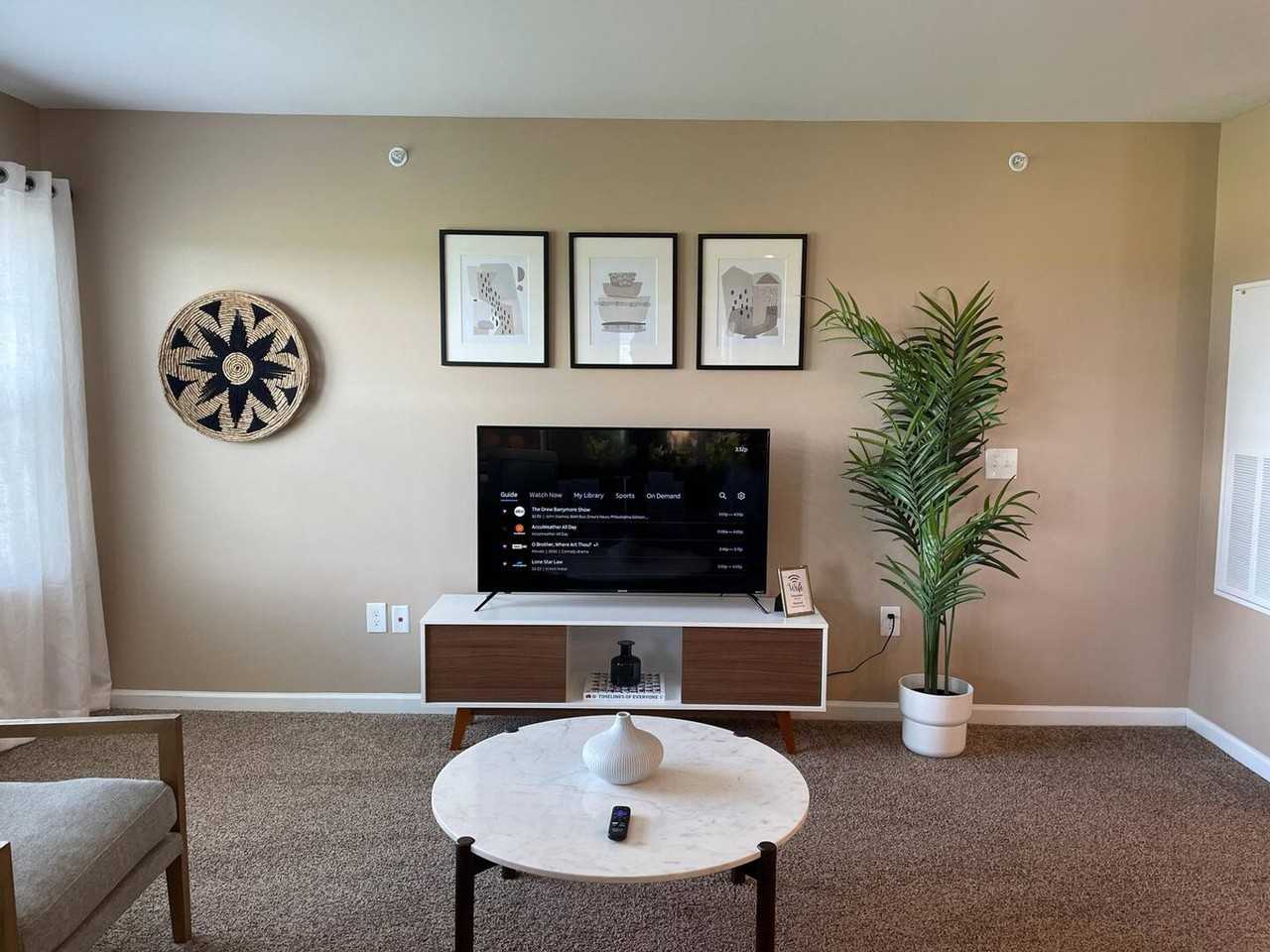 4788 Holmes Street #1257784P - Photo 4 of 25