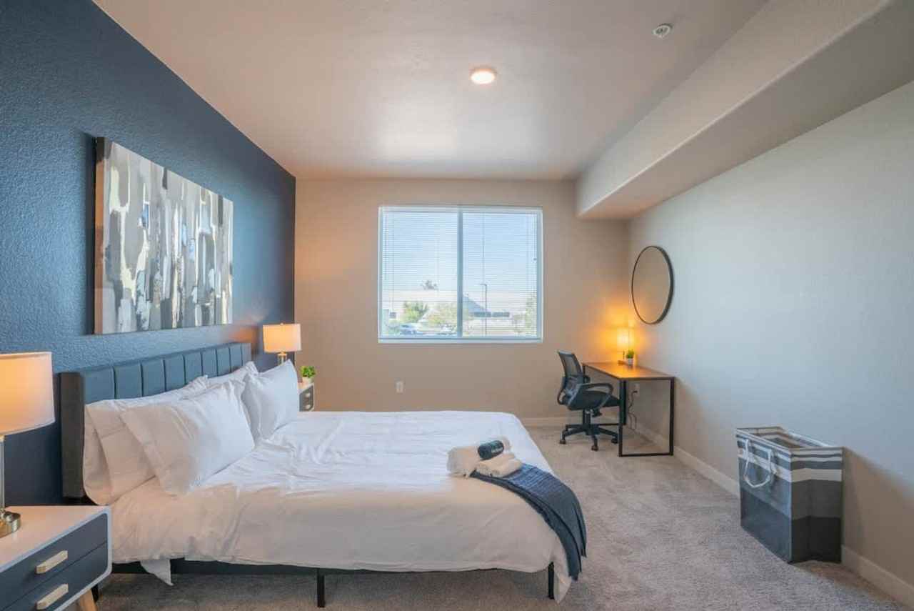 1950 E Broadway Rd #1263104P - Photo 4 of 34