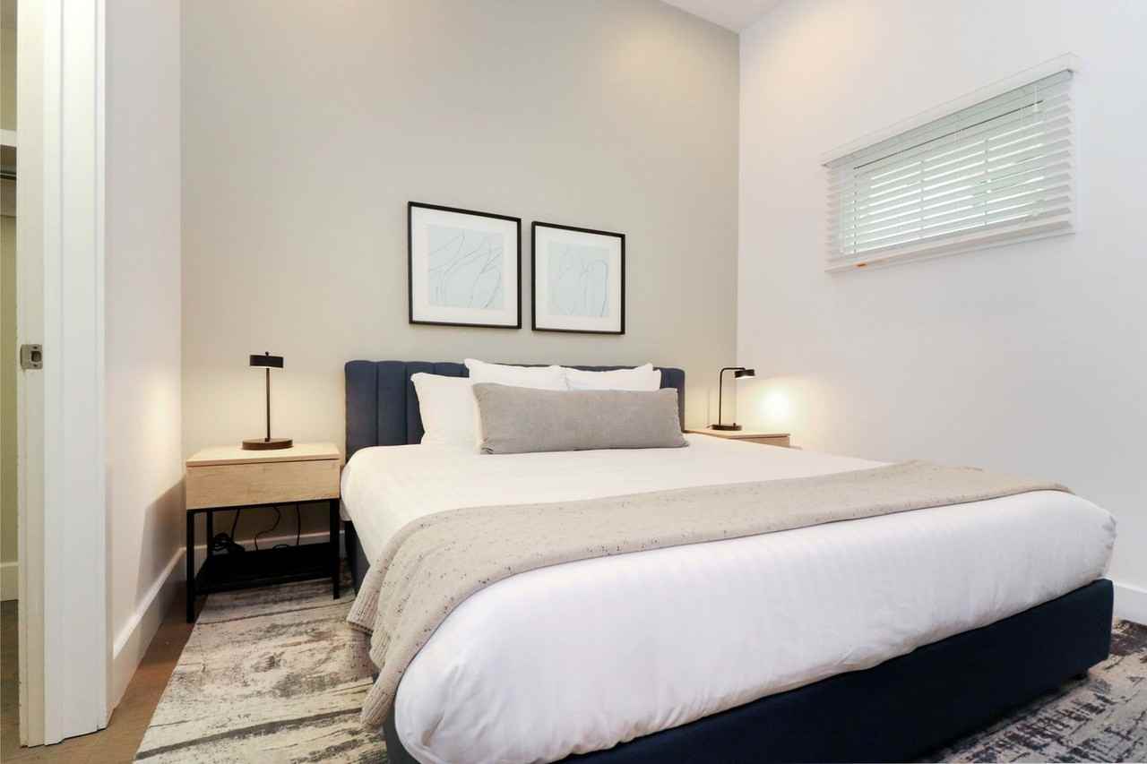 127 Carondelet Street - Photo 7 of 74