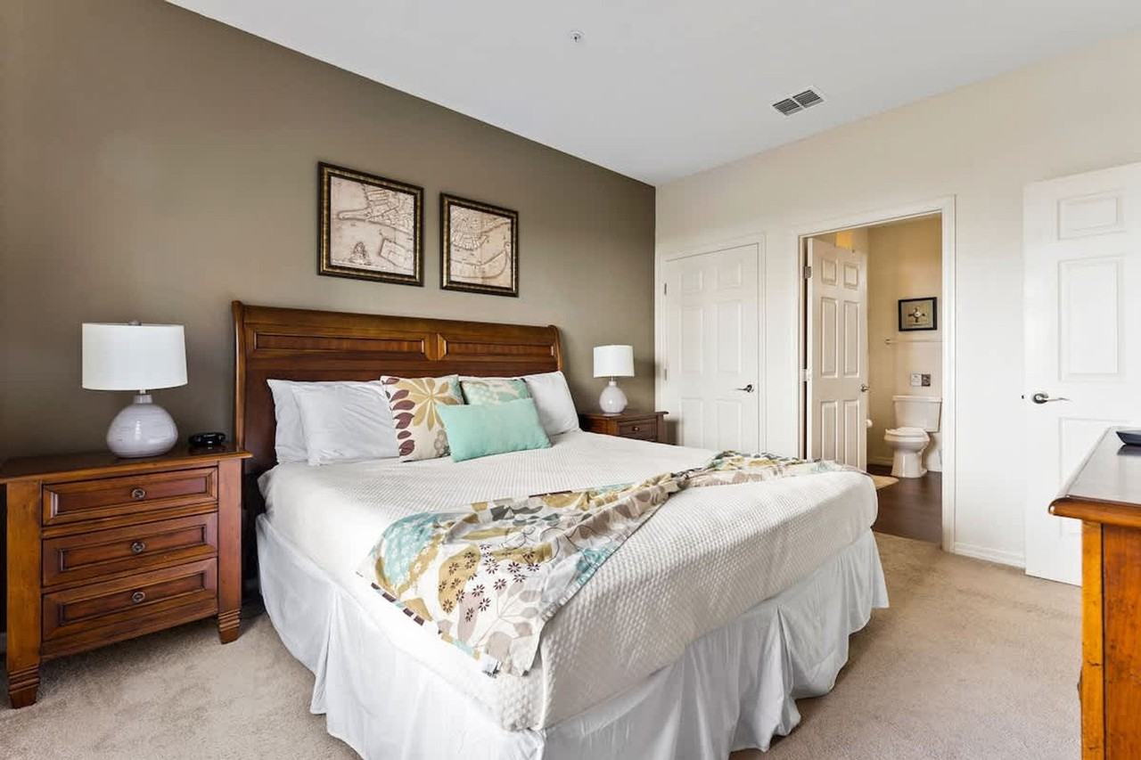 2901 Edenshire Way #1280916P - Photo 3 of 50