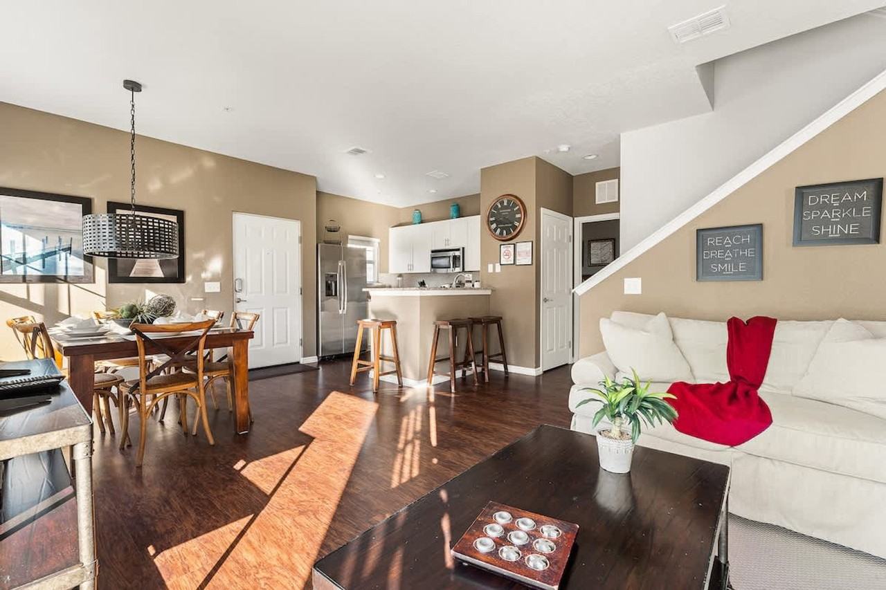 2901 Edenshire Way #1280916P - Photo 7 of 50