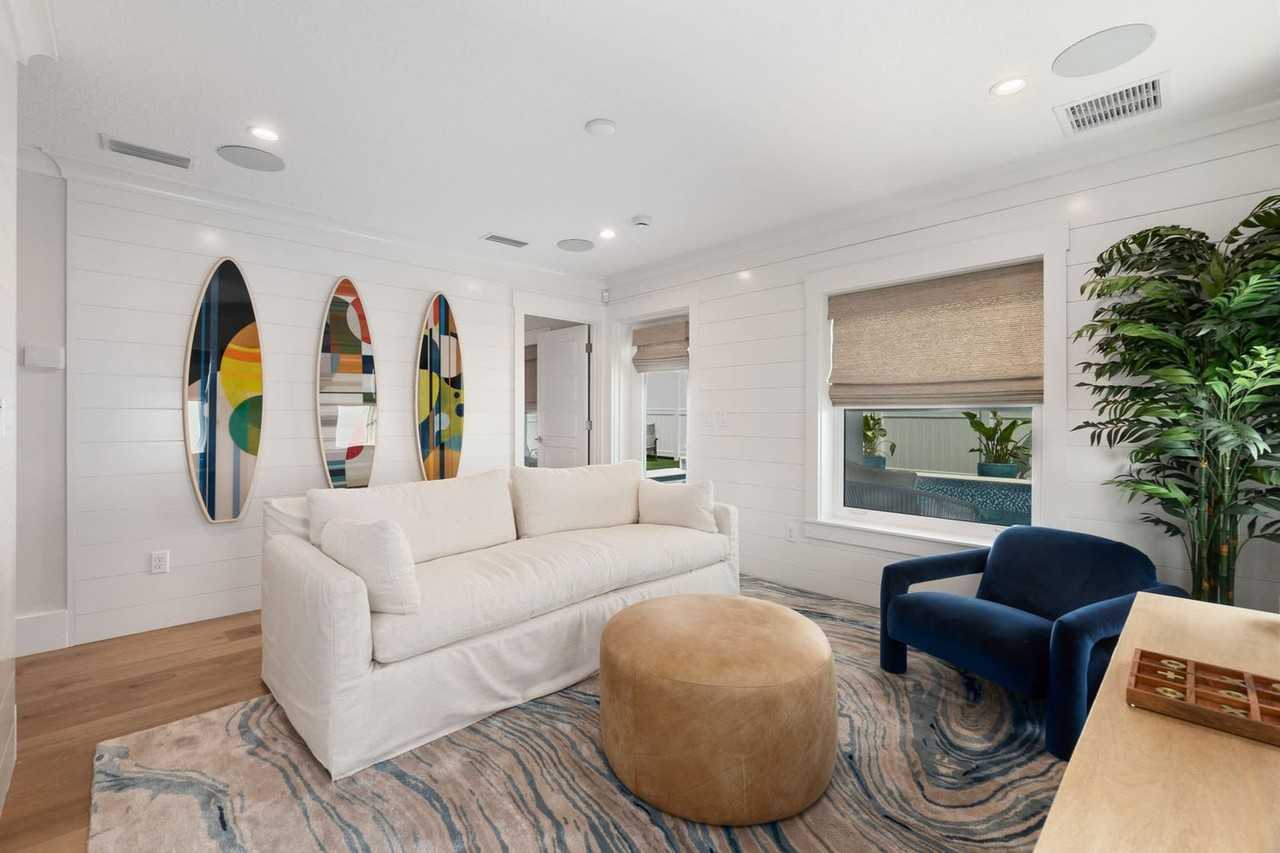 16 5th St #1281976P - Photo 3 of 50