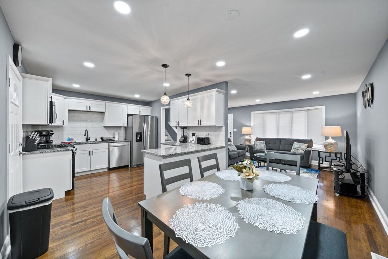 3755 W 75th Ct #1285097P - Photo 2 of 20