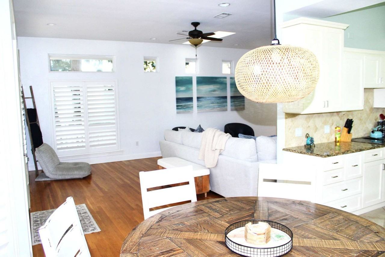 82 Mark St #1285919P - Photo 2 of 50