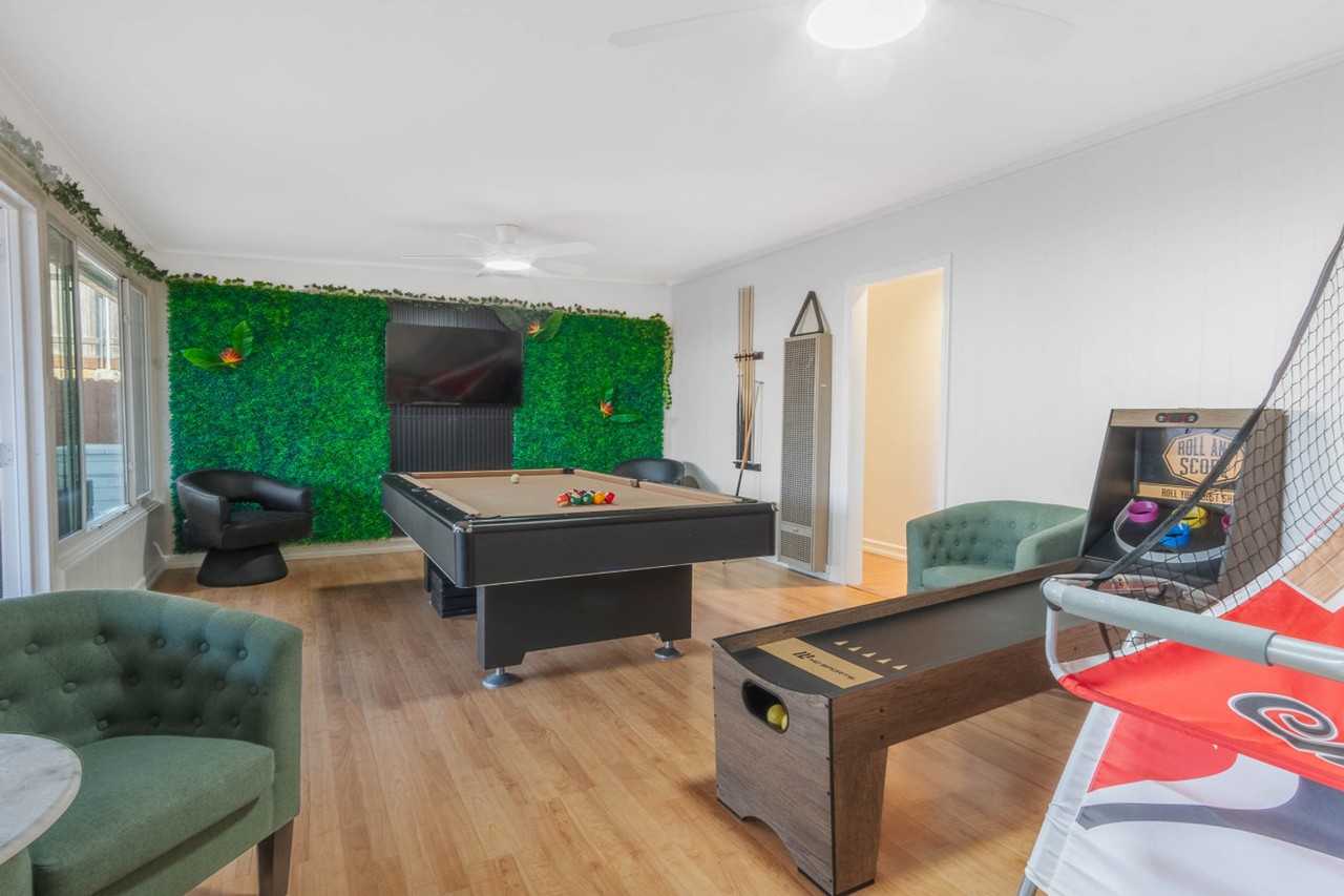 5008 Onstad St #1288262P - Photo 4 of 50