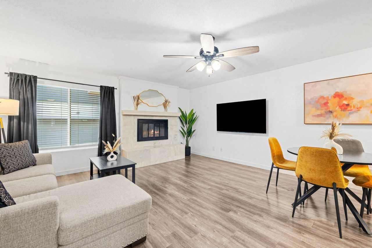 4580 Ohio St #1288266P - Photo 4 of 50