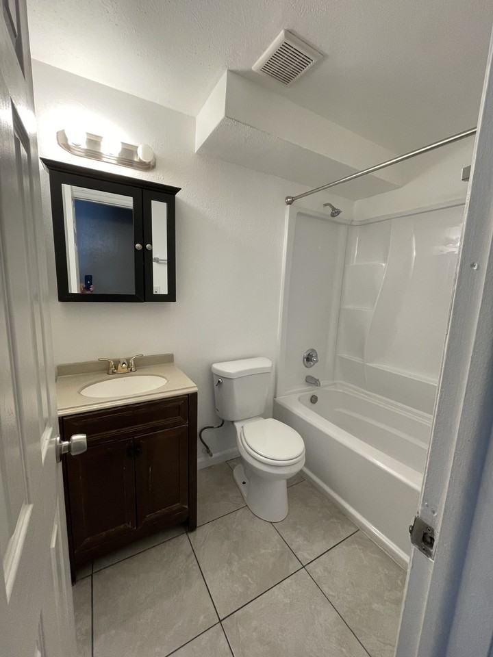 5359 South Elati Street - Photo 6 of 12