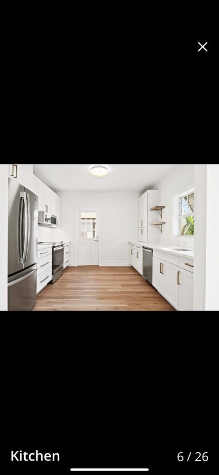 436 51st St - Photo 3 of 15